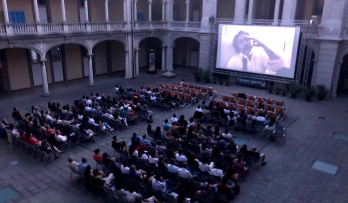 scopri il suggestivo chiostro di arena santa Lucia